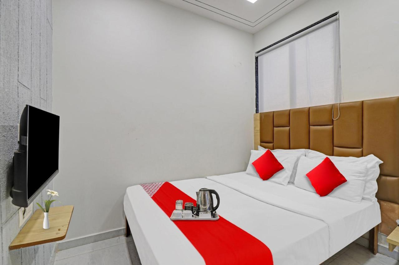 Hotel O Royal Orbit Сурат Экстерьер фото