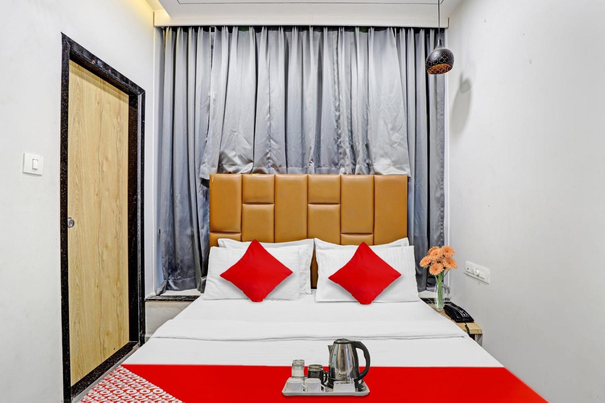 Hotel O Royal Orbit Сурат Экстерьер фото